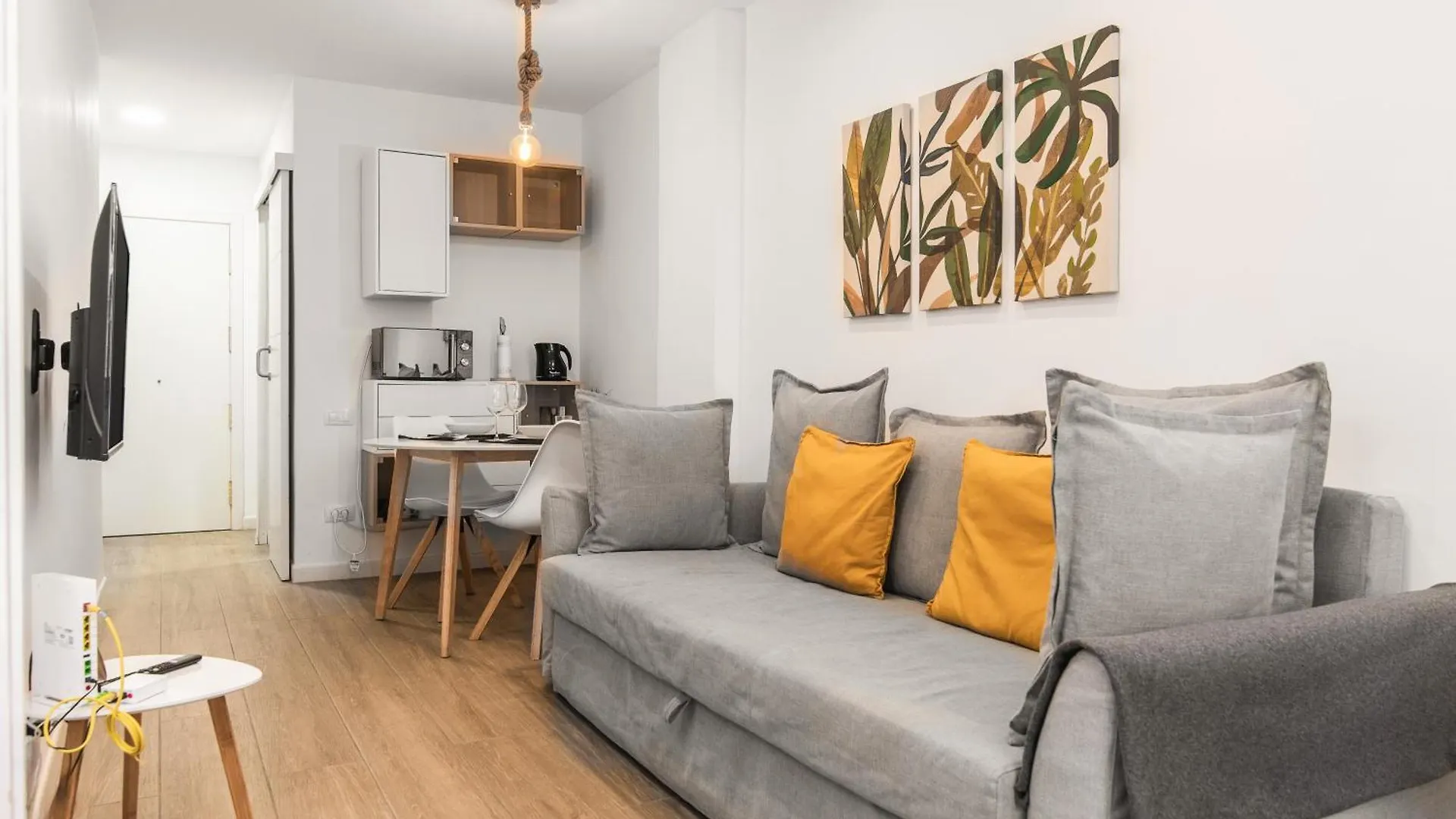 Nomad, Wifi , Espacio Trabajo ,Playa ,Ocio Spain